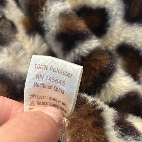 Leopard Print Poncho - Picture 4 of 4